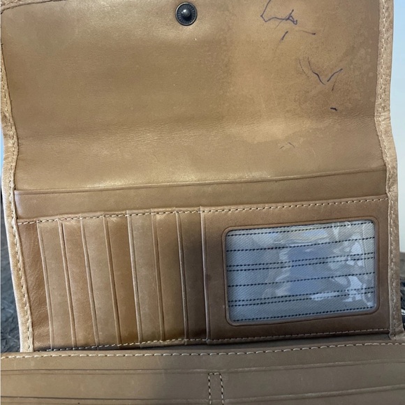 🤎💛Frye Melissa Distressed Leather Wallet $158 -Beige- - Picture 10 of 15